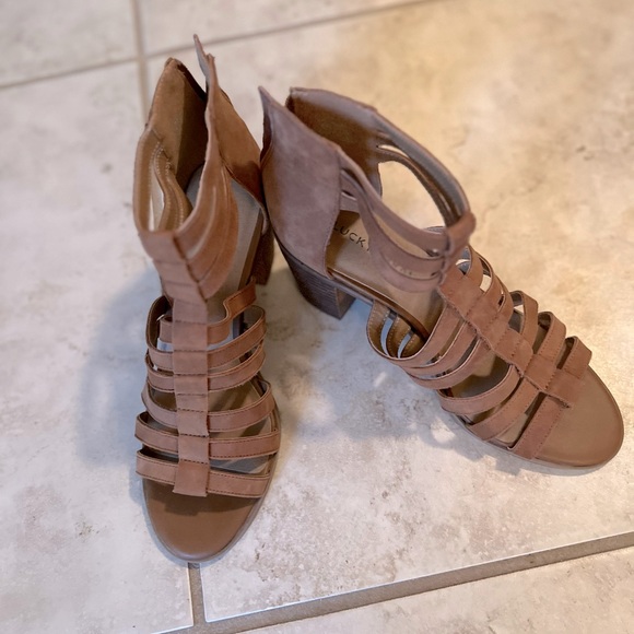 Lucky Brand Shoes - Grecian style stacked heel sandals